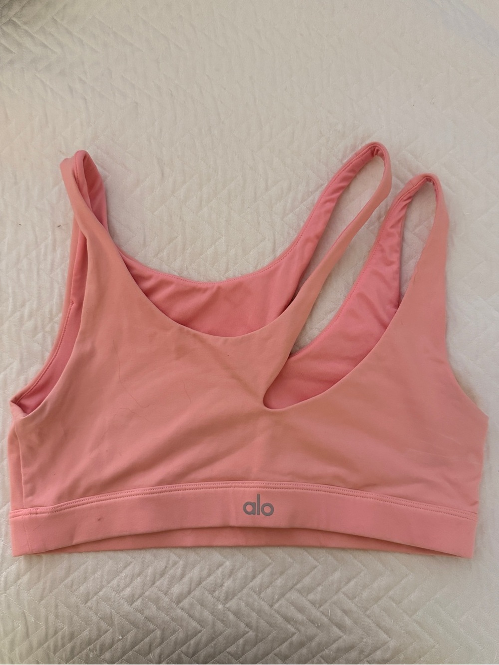 ALO Yoga Peach Scoop Sports Bra - Picture 2 of 3